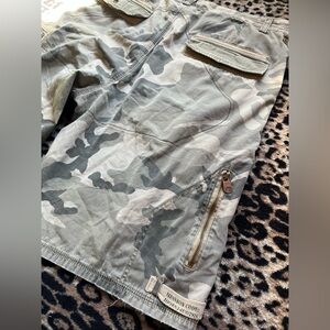 Men's Camouflage Cargo Shorts with Zipper Pocket
